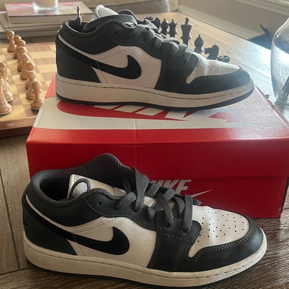 Nike Other - Nike Black and White Low-Top Sneakers